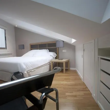 Catedral Suites Atico Apartamento